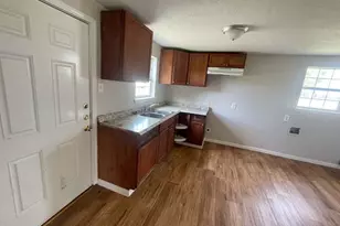 603 Willow St, Baytown, TX 77520 - Photo 4