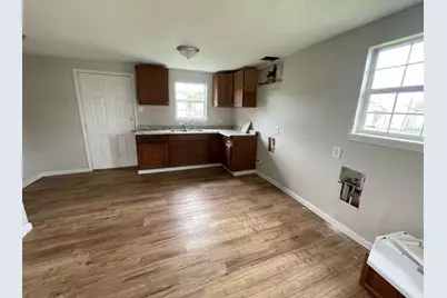 603 Willow Street, Baytown, TX 77520 - Photo 6