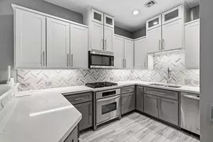 3 Waterway Ct, The Woodlands, TX 77380 - Photo 16