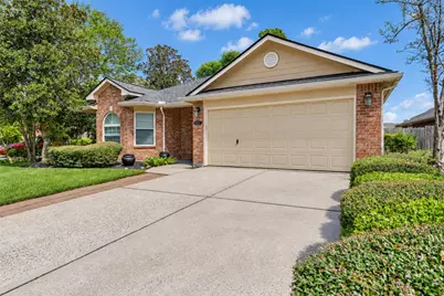 21808 Whispering Forest Drive, Kingwood, TX 77339 - Photo 2