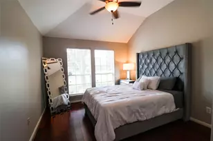 34 Crestview Trail, Houston, TX 77082 - Photo 12