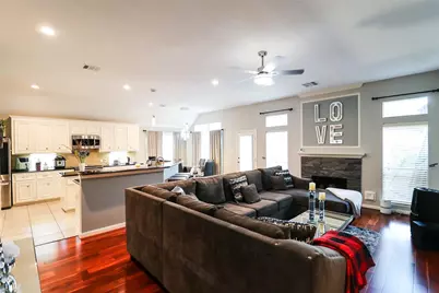 34 Crestview Trail, Houston, TX 77082 - Photo 8