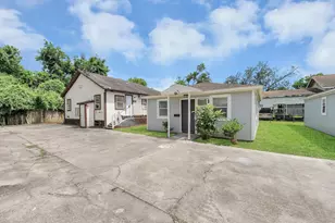 3910 Hoffman St, Houston, TX 77026 - Photo 4