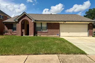 16027 Surrey Woods Dr, Friendswood, TX 77546 - Photo 24