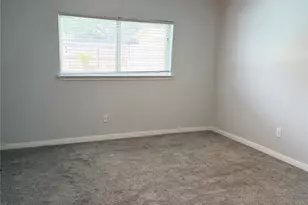 16027 Surrey Woods Dr, Friendswood, TX 77546 - Photo 10