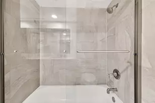 359 N Post Oak Ln, Houston, TX 77024 - Photo 24
