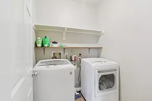 8402 Piping Rock St, Baytown, TX 77523 - Photo 20