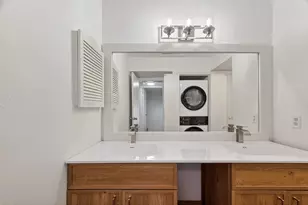 7900 N Stadium Dr, Houston, TX 77030 - Photo 10