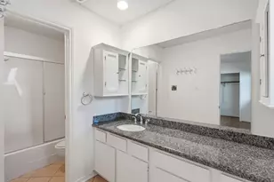 1998 Augusta Dr, Houston, TX 77057 - Photo 20