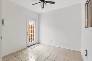 1998 Augusta Dr, Houston, TX 77057 - Photo 14