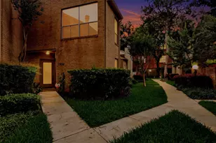 1998 Augusta Dr, Houston, TX 77057 - Photo 2