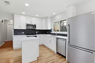 4929 Libbey Ln, Houston, TX 77092 - Photo 10