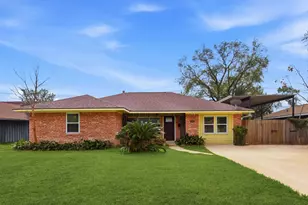 4929 Libbey Ln, Houston, TX 77092 - Photo 1