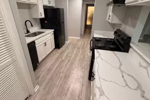 2955 Shadow Trail Dr, Houston, TX 77082 - Photo 12