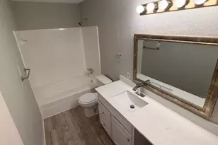 2955 Shadow Trail Dr, Houston, TX 77082 - Photo 10