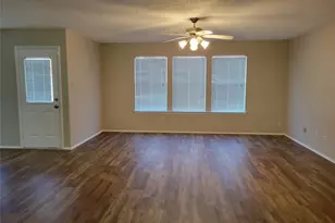 19426 Old Barngate Ln, Houston, TX 77073 - Photo 4