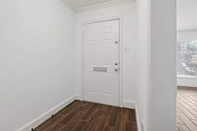 5214 Starkridge Drive, Houston, TX 77035 - Photo 2