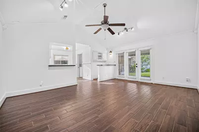 5214 Starkridge Drive, Houston, TX 77035 - Photo 16