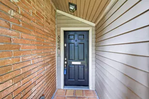 5214 Starkridge Dr, Houston, TX 77035 - Photo 2