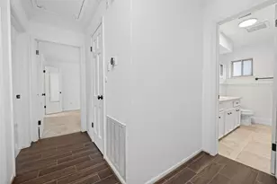 5214 Starkridge Dr, Houston, TX 77035 - Photo 22