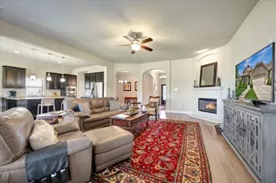 640 Pertonila Ln, Webster, TX 77598 - Photo 8