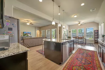 640 Pertonila Lane, Webster, TX 77598 - Photo 10