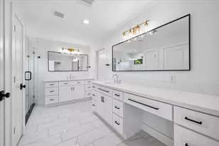 2319 Cheshire Ln, Houston, TX 77018 - Photo 16