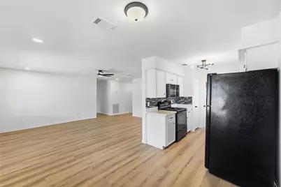 16215 Dunman Lane, Houston, TX 77044 - Photo 12