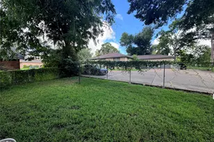 803 Burch St, Brenham, TX 77833 - Photo 8