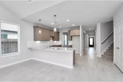 8447 Northern Pintail Drive, Houston, TX 77049 - Photo 16