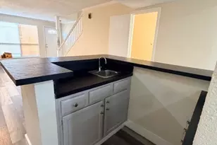 8367 Nairn St, Houston, TX 77074 - Photo 6