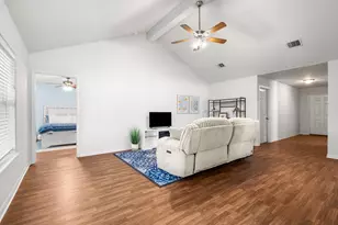 305 Pine Mist Ln, Conroe, TX 77304 - Photo 6