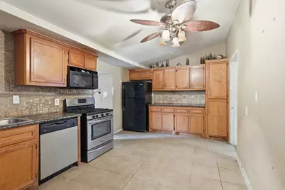 2533 Wall Street, Houston, TX 77088 - Photo 18