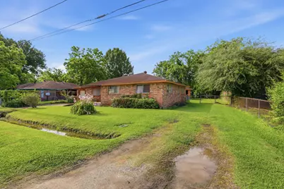 2533 Wall Street, Houston, TX 77088 - Photo 6