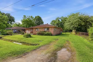 2533 Wall St, Houston, TX 77088 - Photo 6