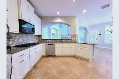 7503 Stonebridge Creek Lane, Humble, TX 77396 - Photo 10