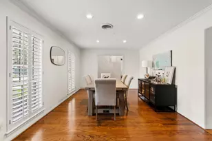 10215 Green Tree Rd, Houston, TX 77042 - Photo 4