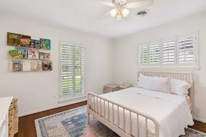 10215 Green Tree Road, Houston, TX 77042 - Photo 22