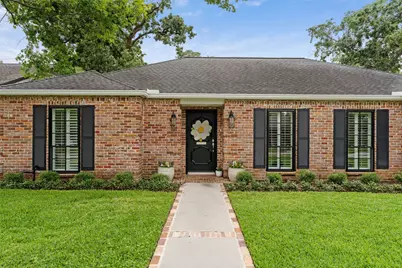 10215 Green Tree Road, Houston, TX 77042 - Photo 2