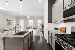 1752 Trinity Bend Dr, Houston, TX 77080 - Photo 10