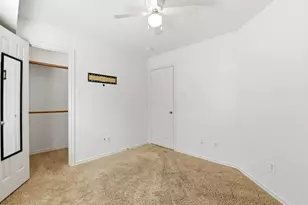 78 N Camellia Grove Cir, The Woodlands, TX 77382 - Photo 34