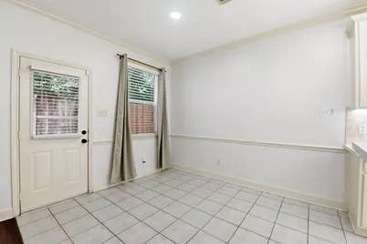 78 N Camellia Grove Circle, The Woodlands, TX 77382 - Photo 4
