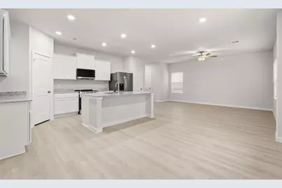 10771 Red Flagstone Drive, Conroe, TX 77306 - Photo 8