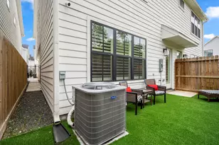 6405 Highland Pine Ln, Houston, TX 77091 - Photo 18