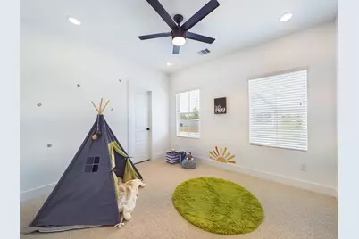 3004 Jensen Springs Lane, Houston, TX 77026 - Photo 22