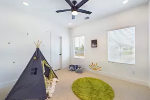 3004 Jensen Spgs Ln, Houston, TX 77026 - Photo 22