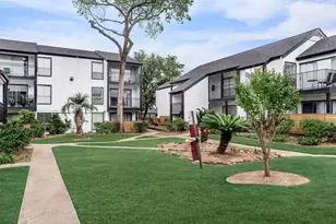 4400 Memorial Dr, Houston, TX 77007 - Photo 1