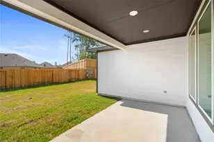 13325 Big Sky Ct, Conroe, TX 77384 - Photo 12
