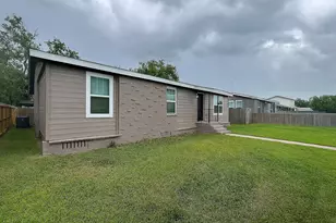 3 Becca Ct, Brookshire, TX 77423 - Photo 1