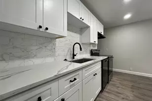 3 Becca Ct, Brookshire, TX 77423 - Photo 6